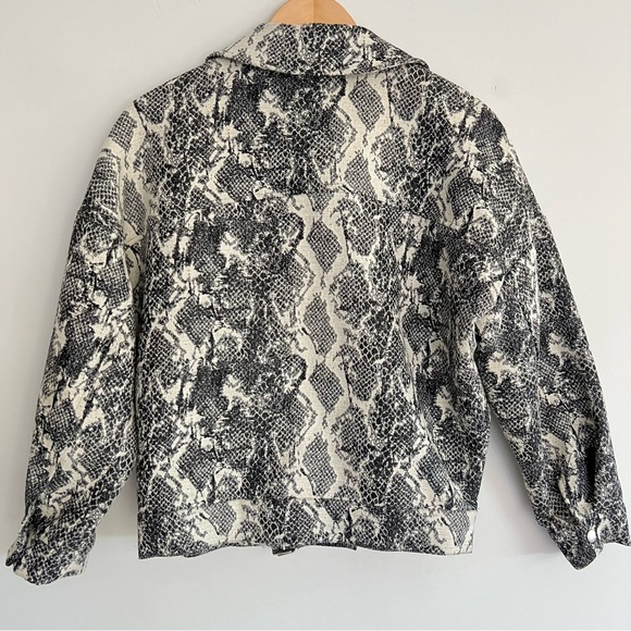 ZARA Snake Animal Print w Belt Buckle 1/2 Zipper Biker Moto Biker Jacket Sz M - Picture 10 of 16